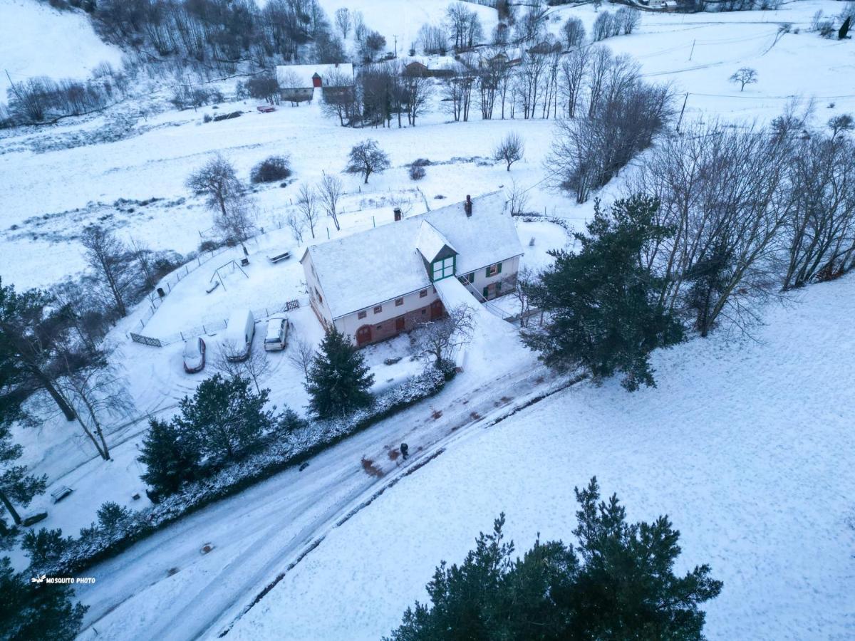 Nordiques De La Welche Villa ออเบย์ ภายนอก รูปภาพ