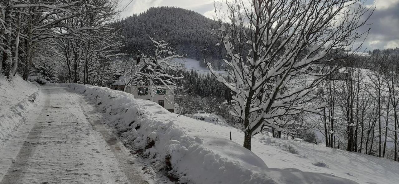 Nordiques De La Welche Villa ออเบย์ ภายนอก รูปภาพ