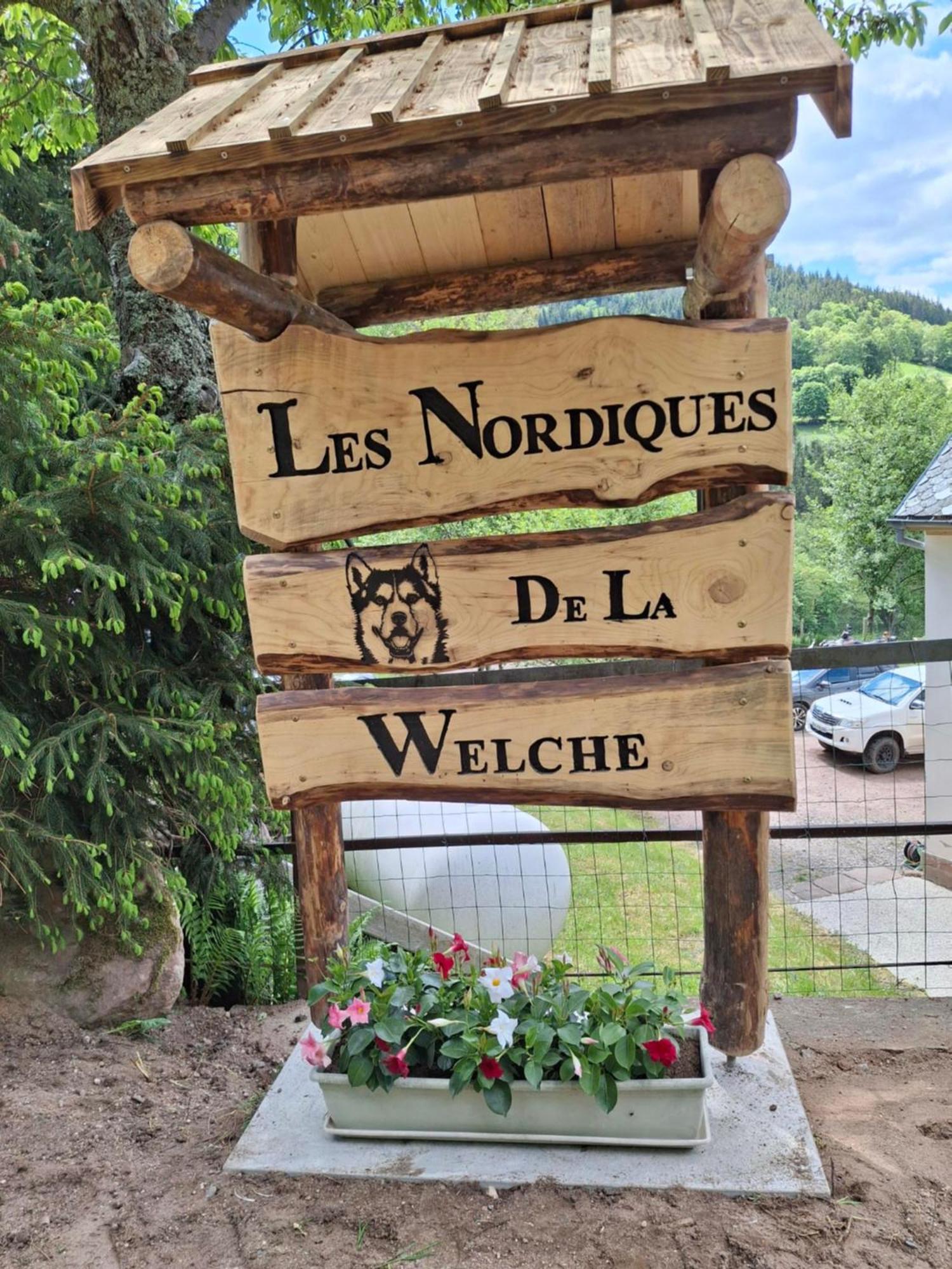 Nordiques De La Welche Villa ออเบย์ ภายนอก รูปภาพ