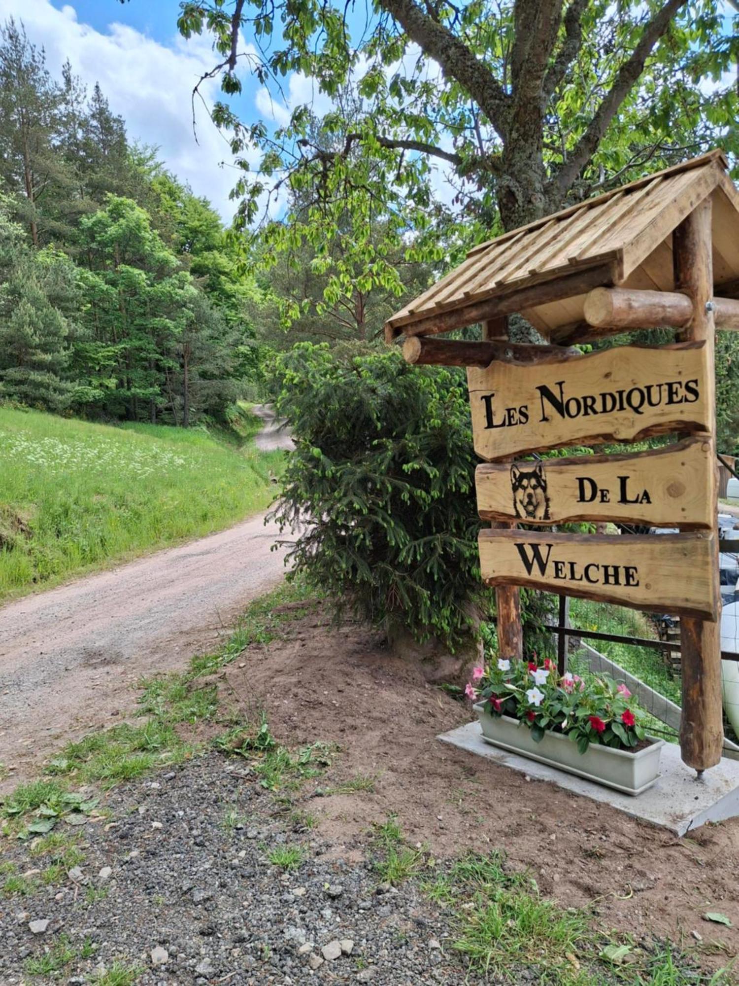 Nordiques De La Welche Villa ออเบย์ ภายนอก รูปภาพ